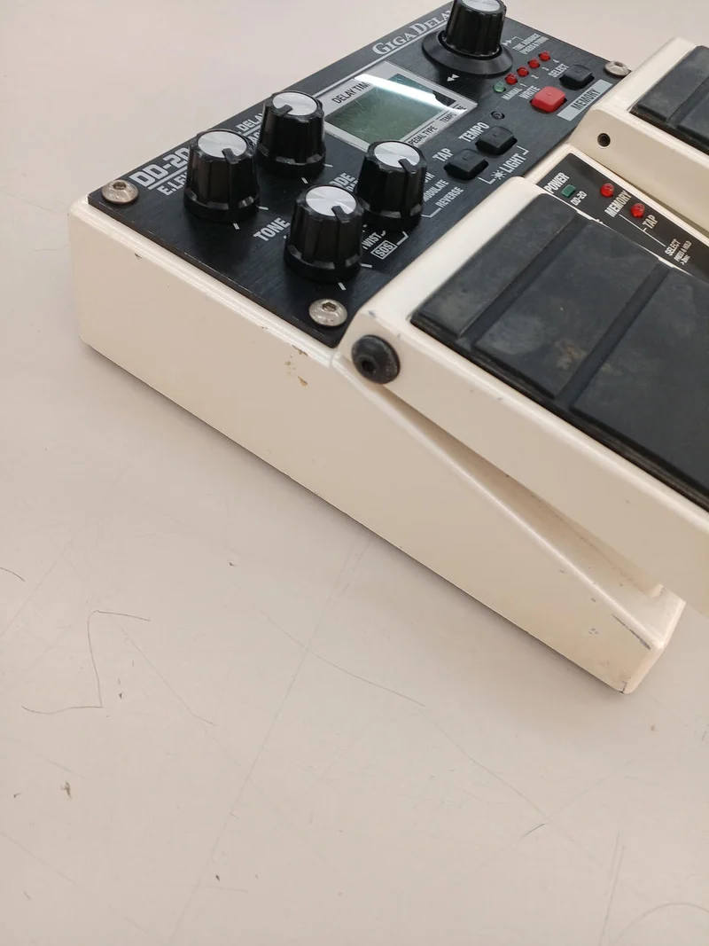 BOSS Effektpedal DD-20