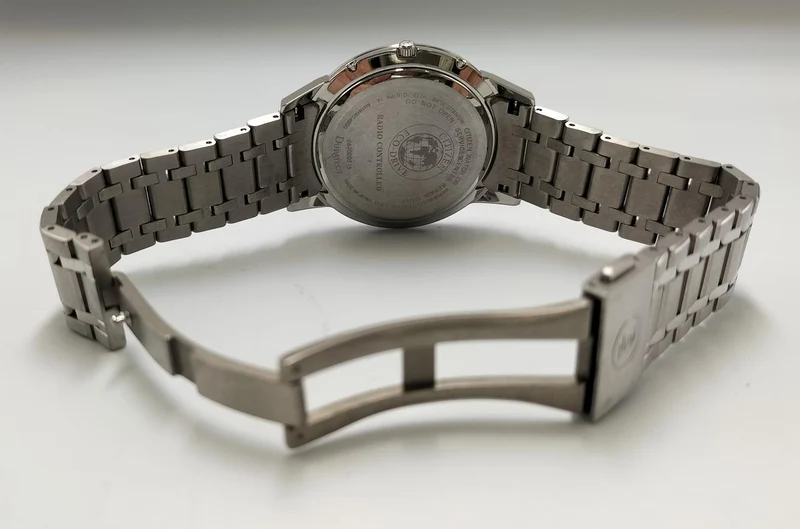CITIZEN Armbanduhr EBG74-5025