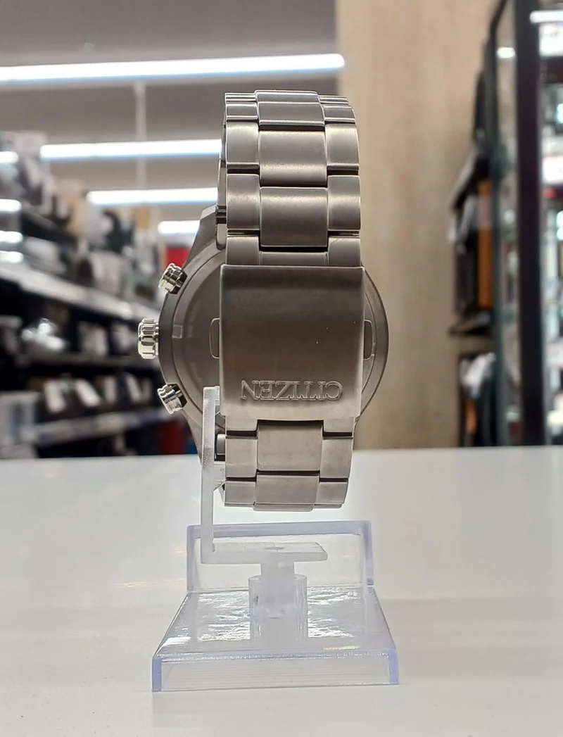 CITIZEN Super Titanium Eco-Drive Armbanduhr CA0810-88L