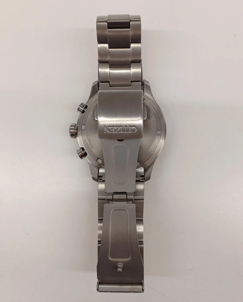 CITIZEN Super Titanium Eco-Drive Armbanduhr CA0810-88L
