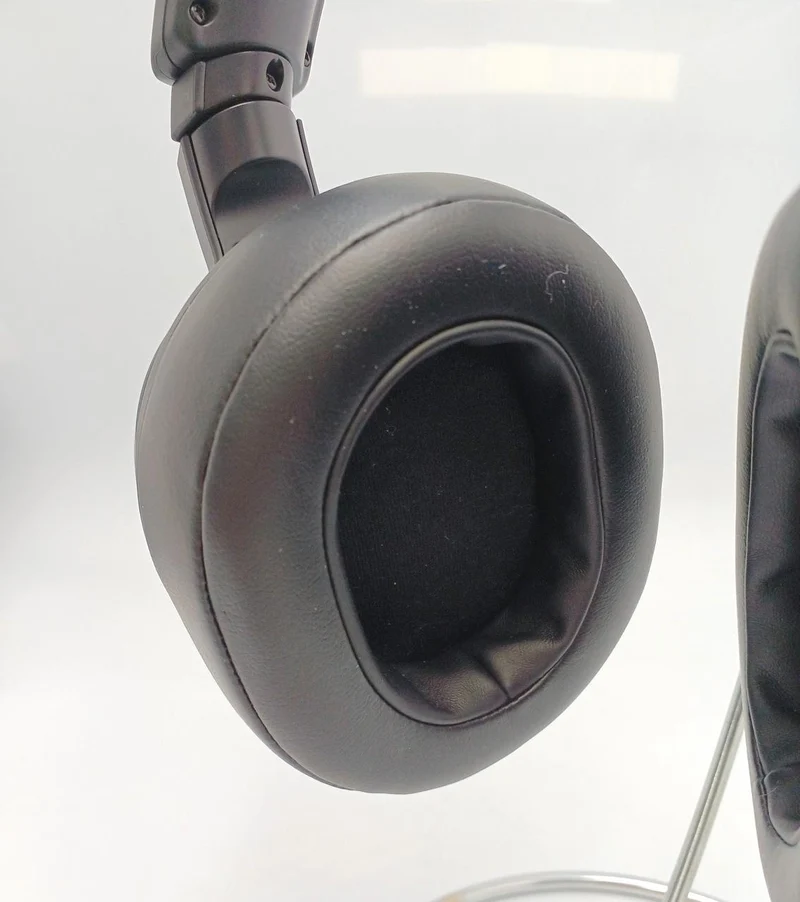 SONY Geschlossener Studio-Monitor-Kopfhörer MDR-M1 Q