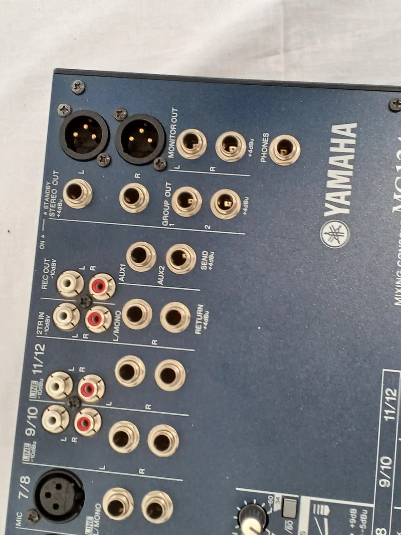 YAMAHA Analogmixer MG124C