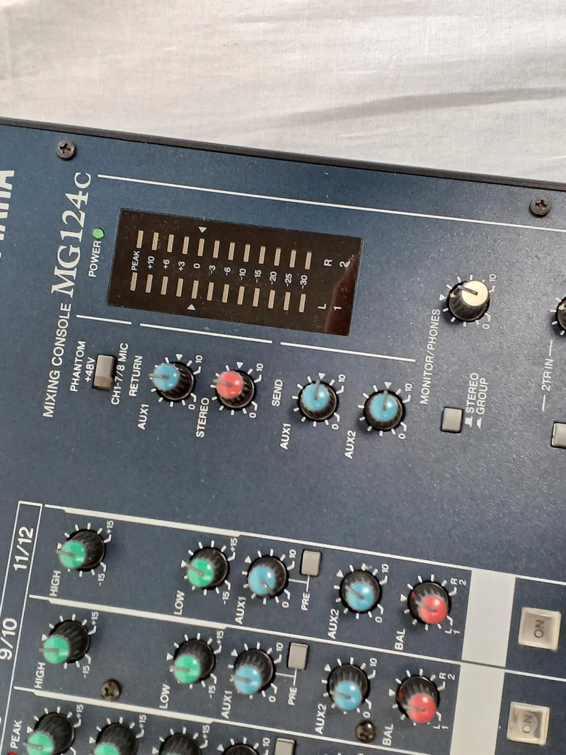 YAMAHA Analogmixer MG124C