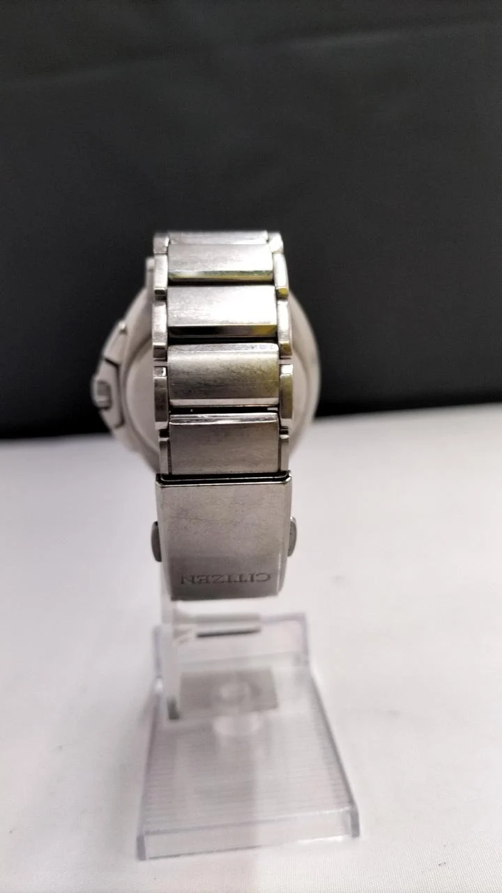 CITIZEN Solar-Armbanduhr H610-TO16782