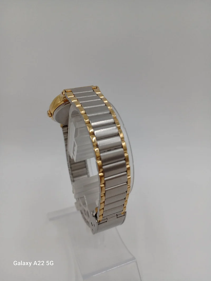 SEIKO ALBA V801-0200