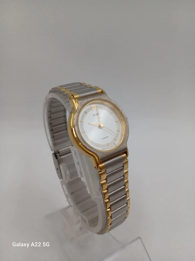 SEIKO ALBA V801-0200