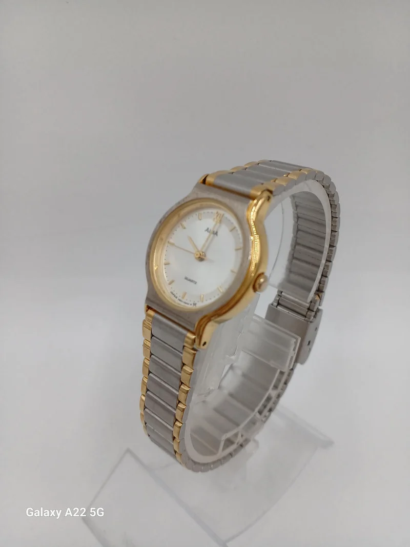 SEIKO ALBA V801-0200