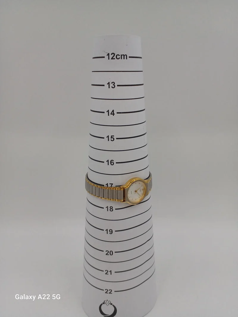 SEIKO ALBA V801-0200