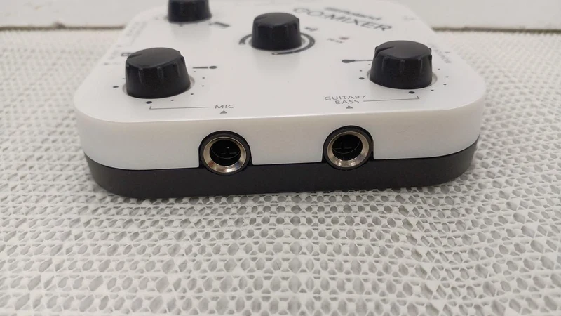 ROLAND Tragbarer Mixer GO:MIXER