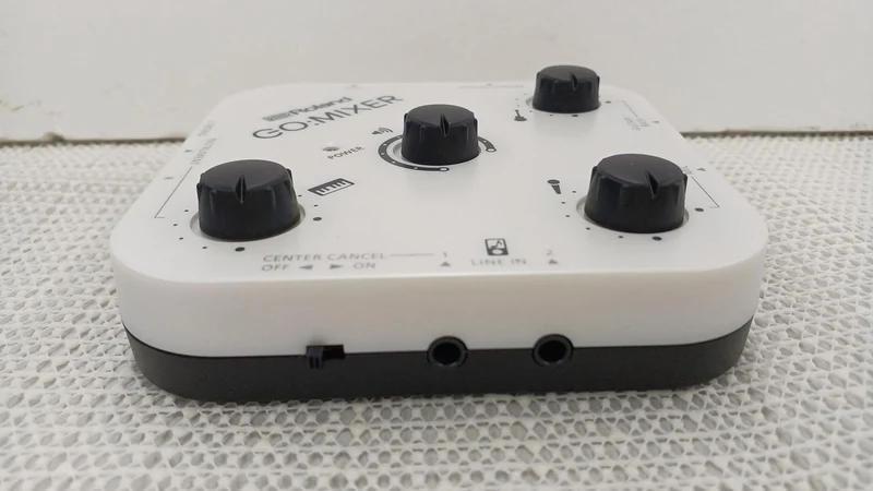 ROLAND Tragbarer Mixer GO:MIXER