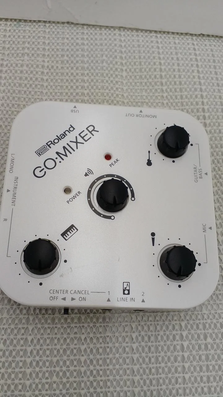 ROLAND Tragbarer Mixer GO:MIXER