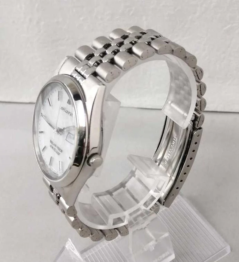 CITIZEN SHAREX Solar-Armbanduhr E101-T015352