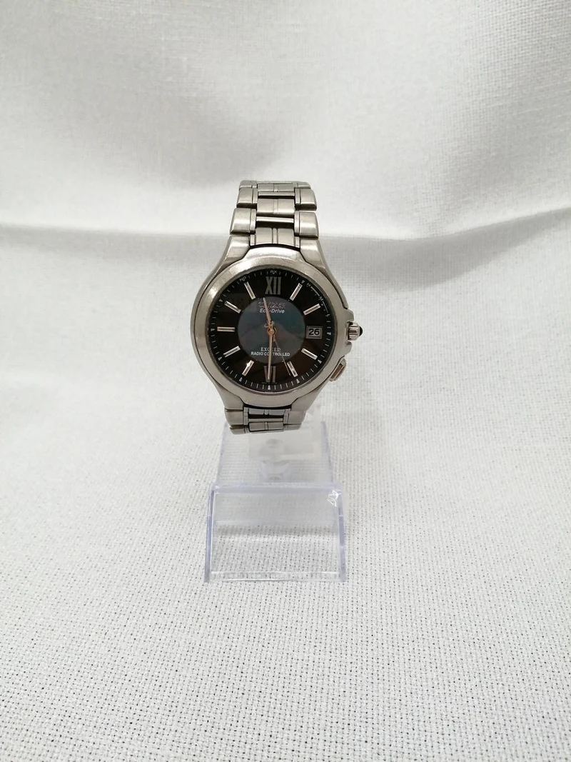 CITIZEN Solar-Funkarmbanduhr 4D00039