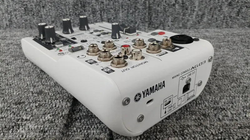YAMAHA Mixer AG03