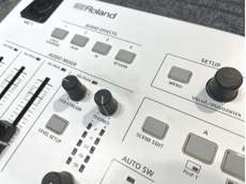 ROLAND Digitalmixer VR-1HD