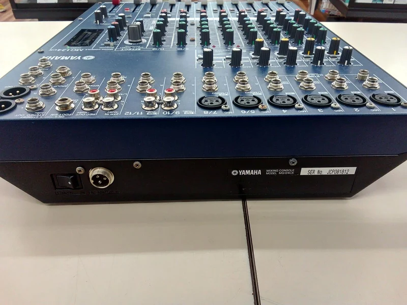 YAMAHA Mixer MG124CX