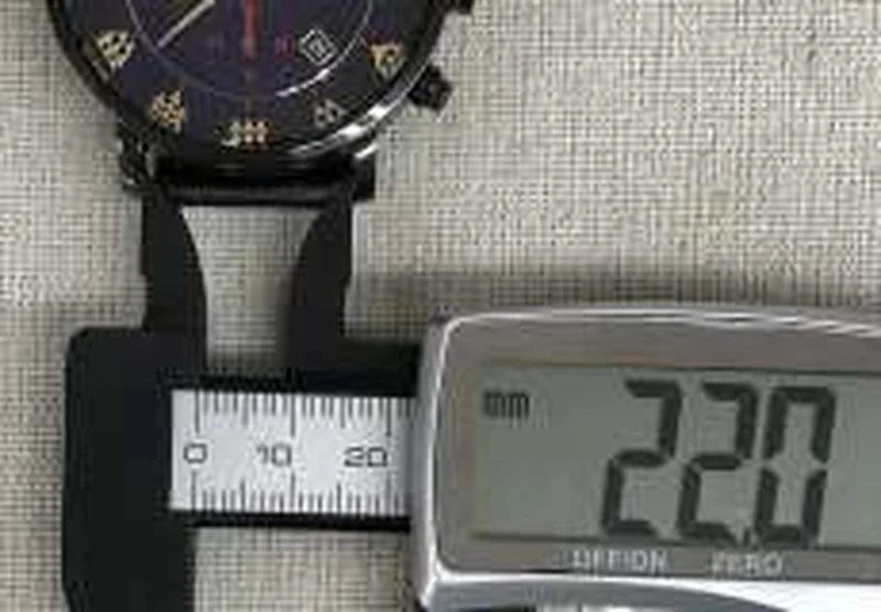 SEIKO×FGO Quarz-Armbanduhr 7T-92-HBR0
