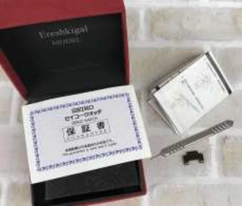SEIKO×FGO Quarz-Armbanduhr 7T-92-HBR0