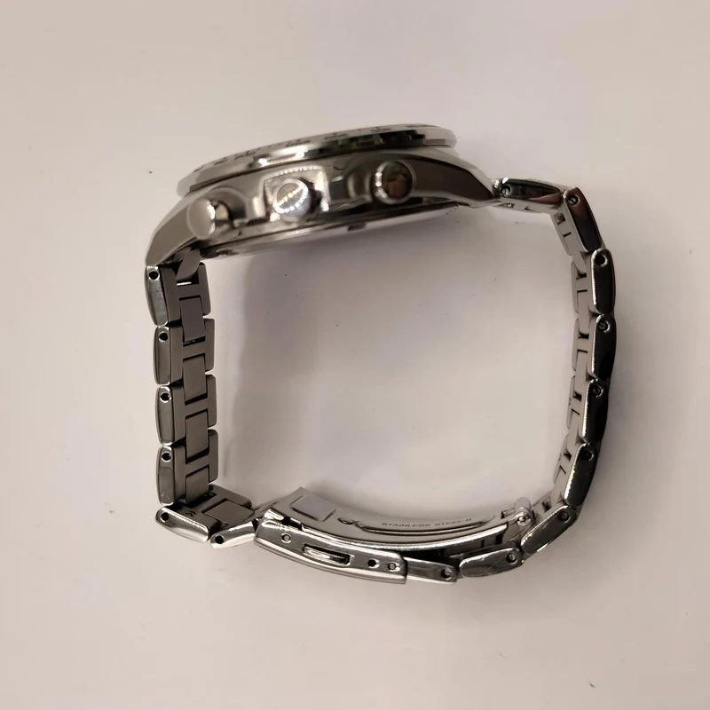 SEIKO Chronograph Solar Armbanduhr V175-0FA0