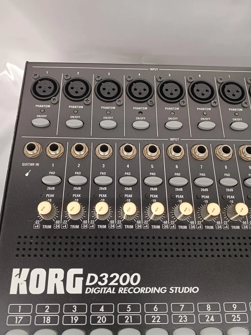 [SCHROTT] KORG CD/MTR D3200