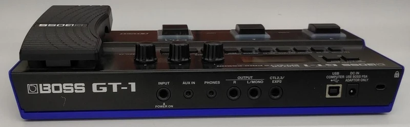 BOSS Multi-Effektgerät GT-1