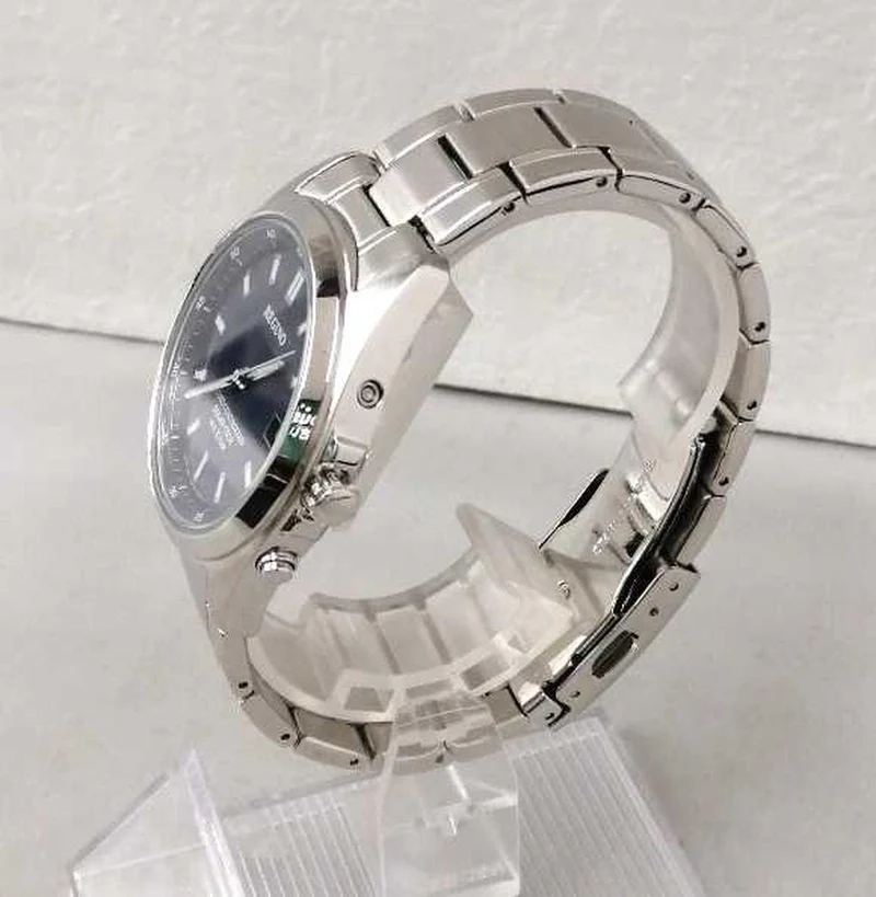 CITIZEN REGUNO CITIZEN REGUNO Funkgesteuerte Solar-Armbanduhr KS3-115-71