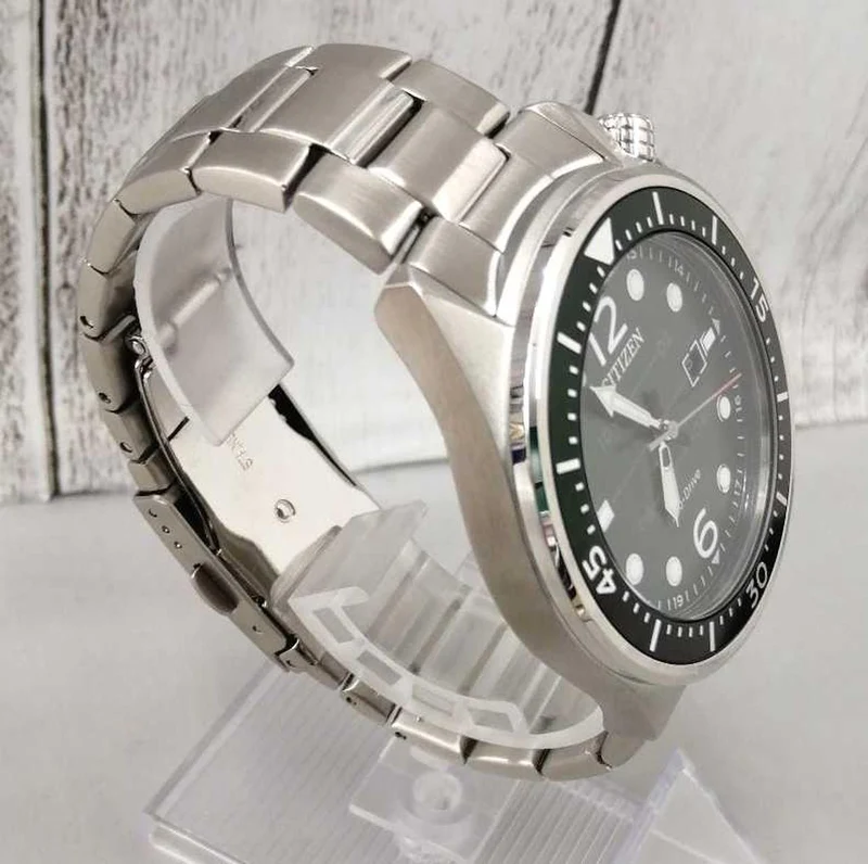CITIZEN Eco-Drive Armbanduhr AW1715-86X