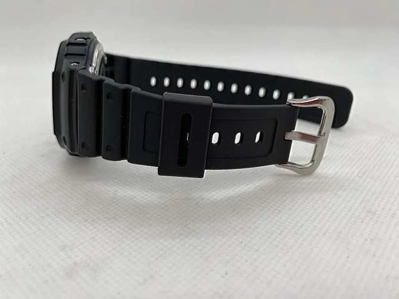 CASIO G-SHOCK Digital 5600 Serie DW-5600RW