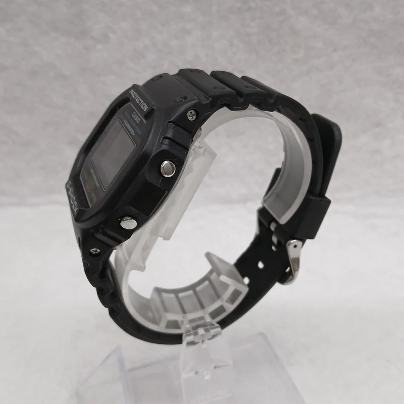 CASIO G-SHOCK DW-5600UE