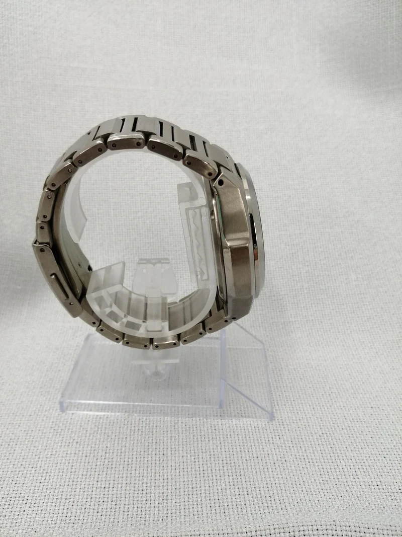 CITIZEN ECO-DRIVE E610-T008585