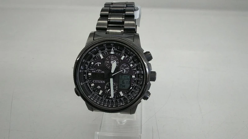 CITIZEN Funkgesteuerte Uhr U680-T019692 Quarz-Armbanduhr