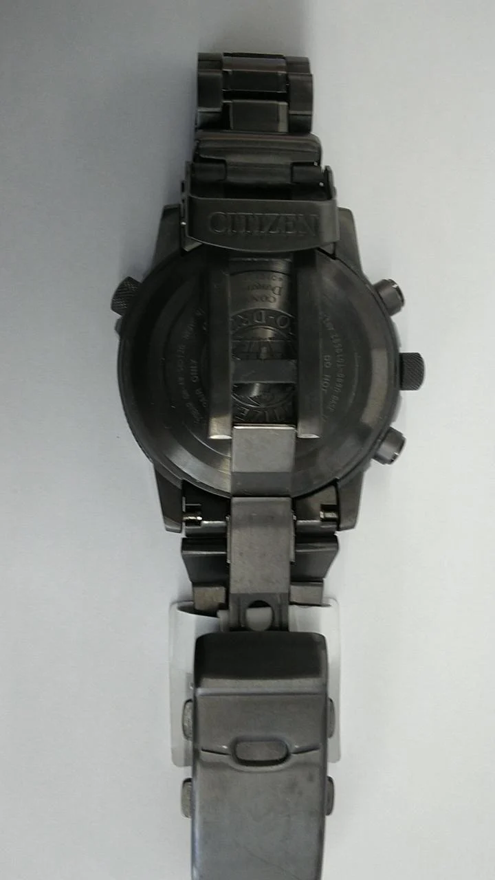 CITIZEN Funkgesteuerte Uhr U680-T019692 Quarz-Armbanduhr