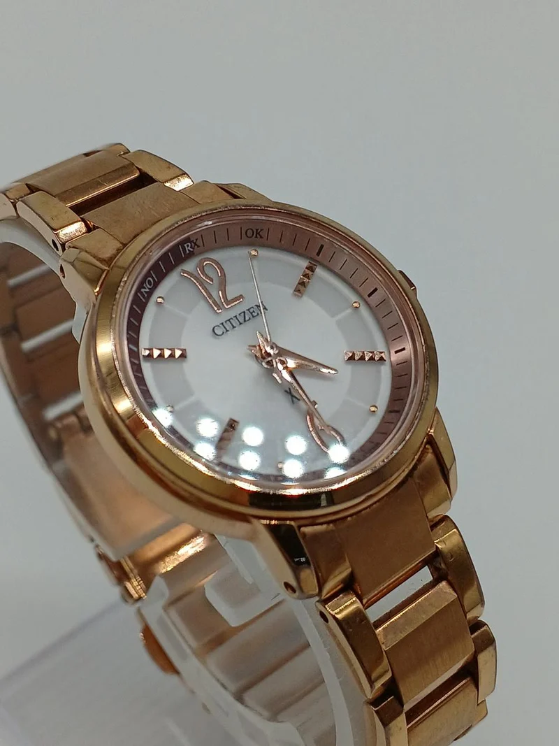 CITIZEN Quarz-Analog-Uhr XC