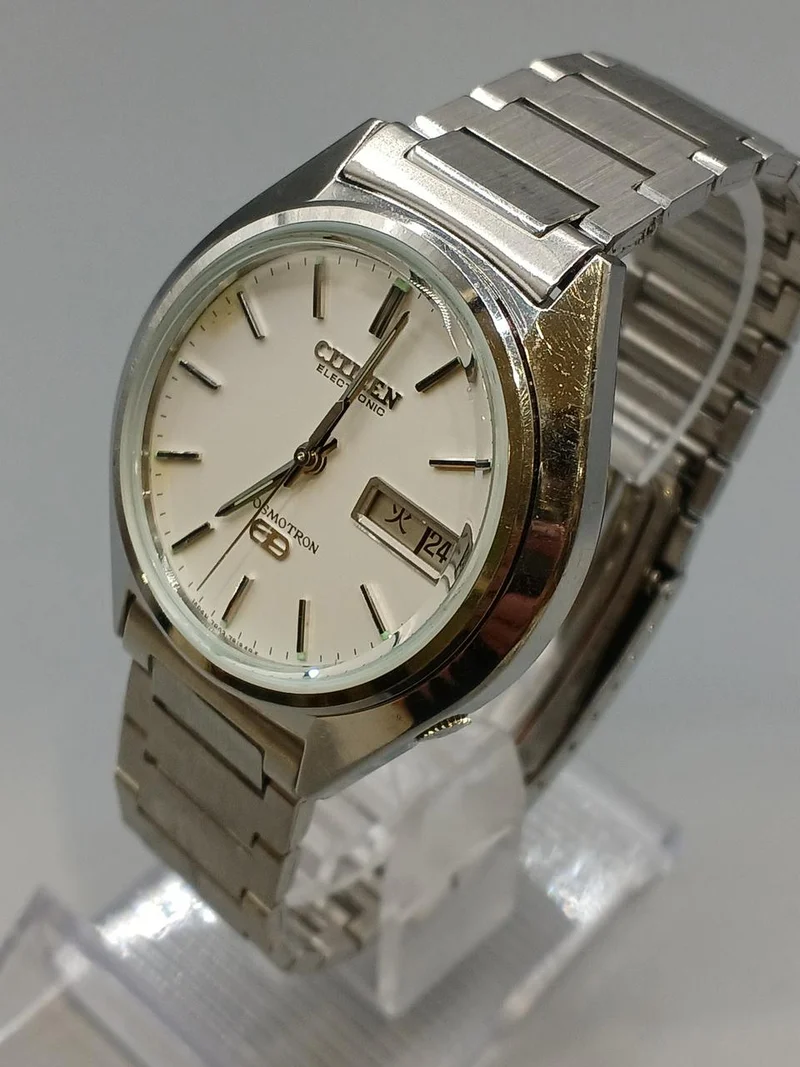 CITIZEN Elektronische Uhr