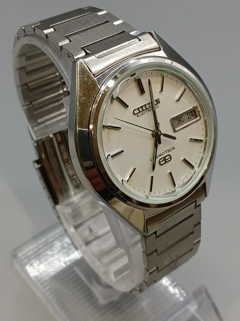 CITIZEN Elektronische Uhr