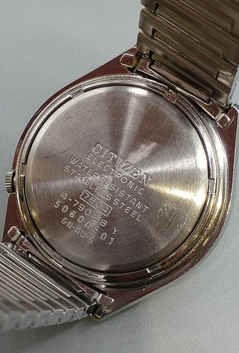 CITIZEN Elektronische Uhr