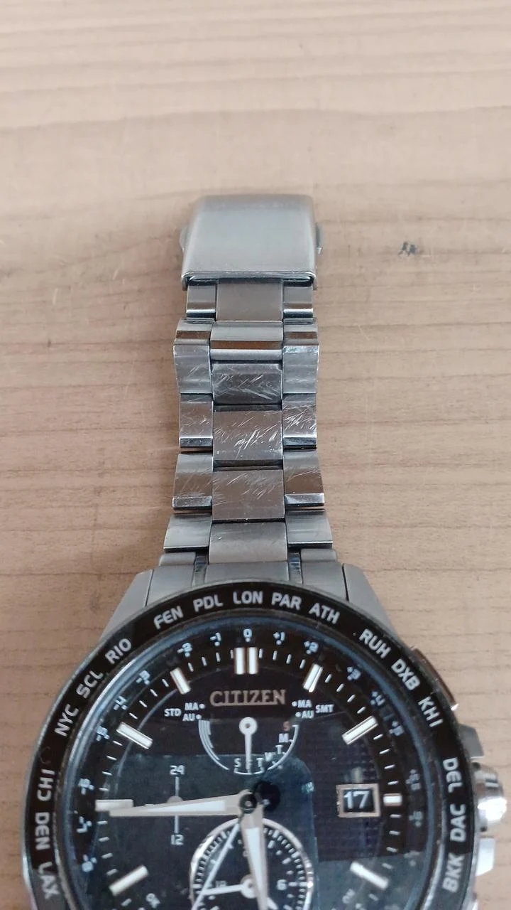 CITIZEN Atesa ECO-DRIVE Schwarz×Silber Zustand B