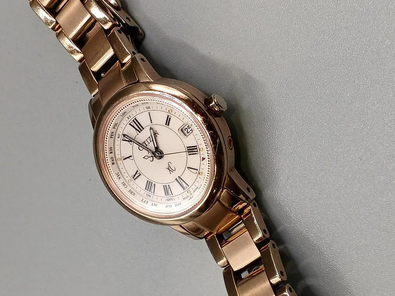 CITIZEN Eco-Drive H240-T022740
