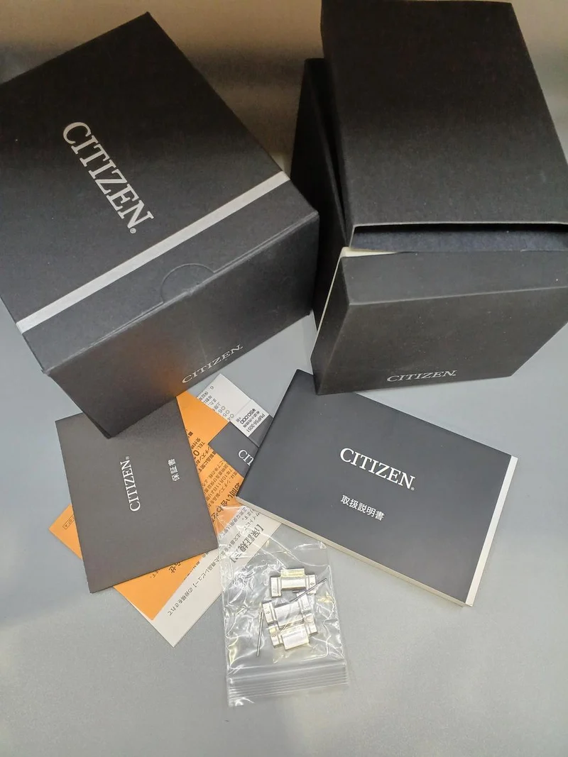 CITIZEN Eco-Drive H240-T022740