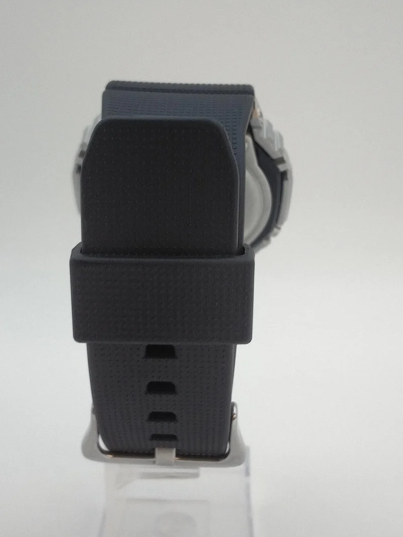 CASIO G-SHOCK GM-2100MG