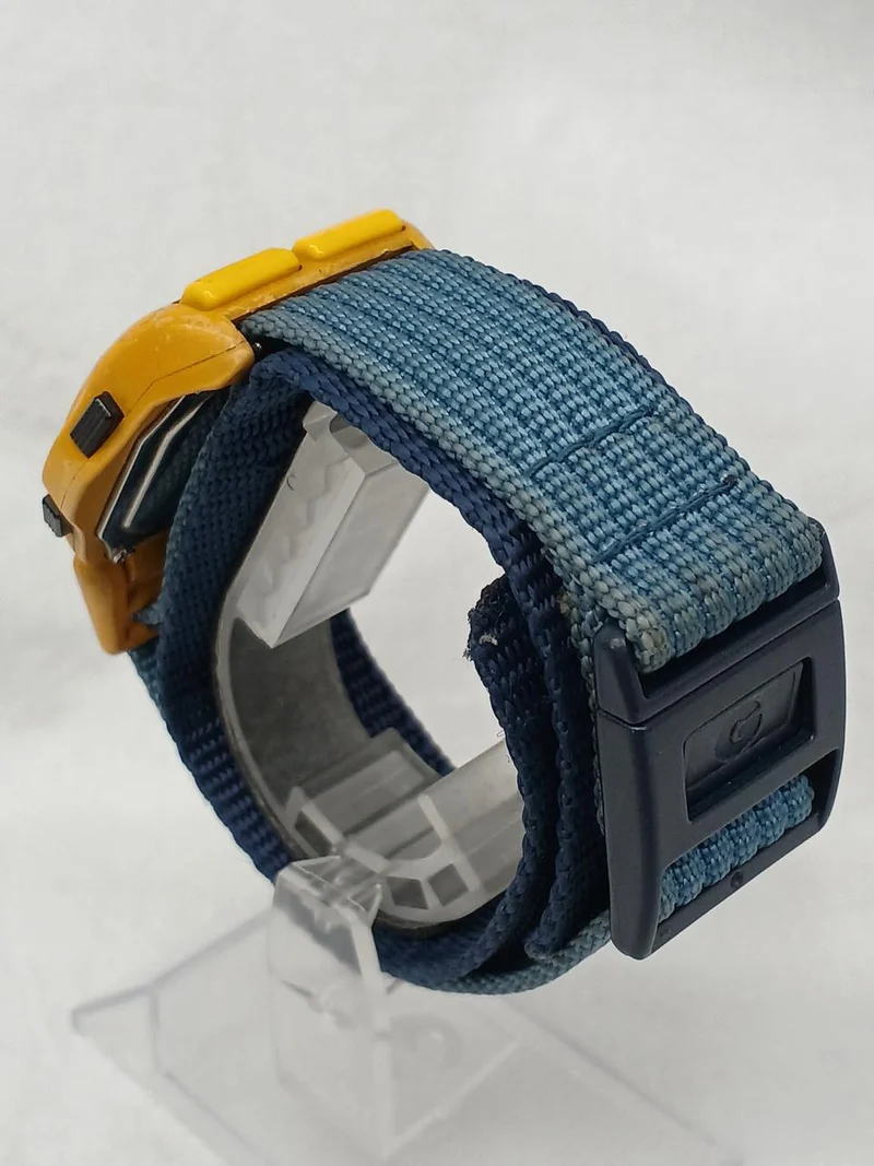 CITIZEN Quarzuhr *Vintage-Stoßsensor