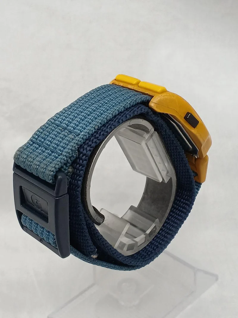 CITIZEN Quarzuhr *Vintage-Stoßsensor
