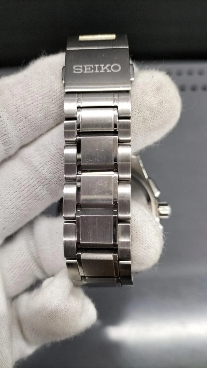 SEIKO Analoge Quarz-Armbanduhr 8B82-0AP0