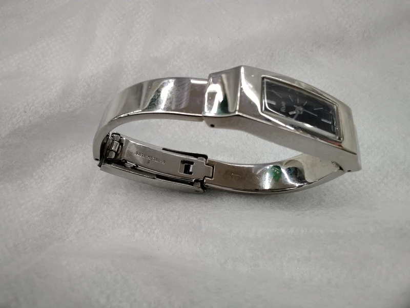 SEIKO Quarz-Armbanduhr ALBA Rue