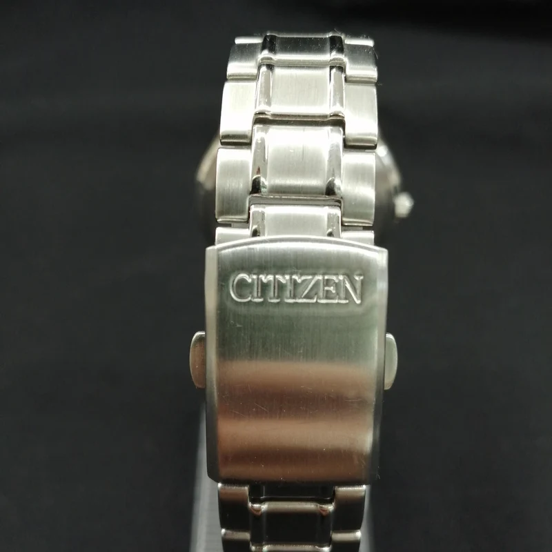 CITIZEN Solar-Armbanduhr E031-S048419