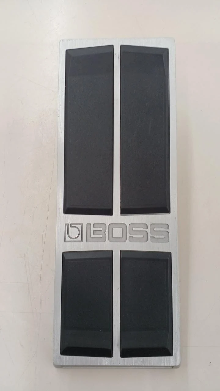 BOSS Volume Pedal FV-500L