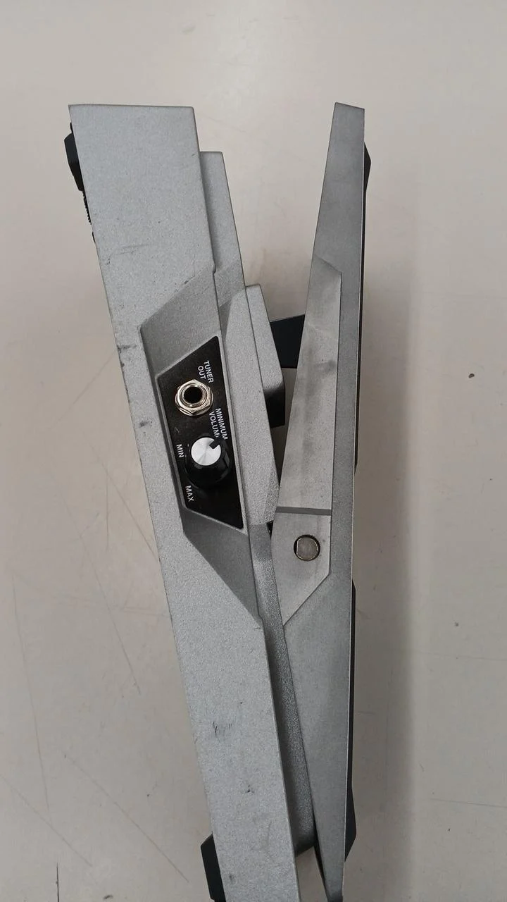 BOSS Volume Pedal FV-500L