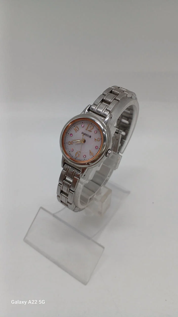 CITIZEN Solar-Quarz-Armbanduhr WICCA E031-R005421