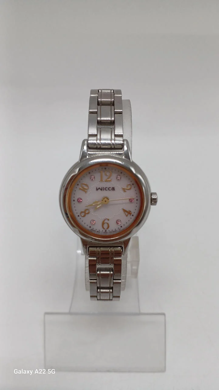 CITIZEN Solar-Quarz-Armbanduhr WICCA E031-R005421