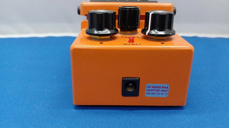 BOSS Distortion DS-1